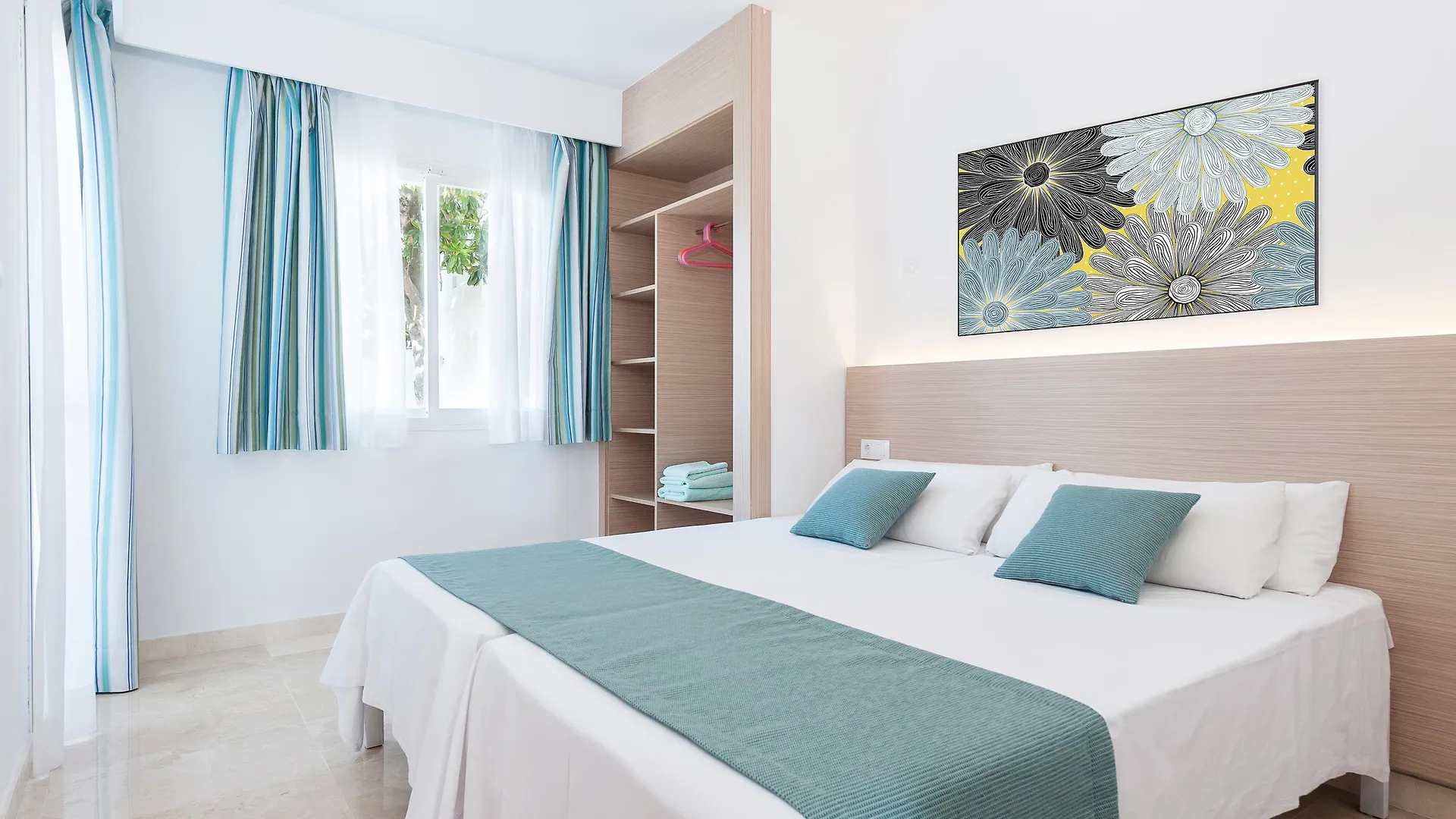 Apartment Apartamentos Solecito Port de Alcudia  Spain